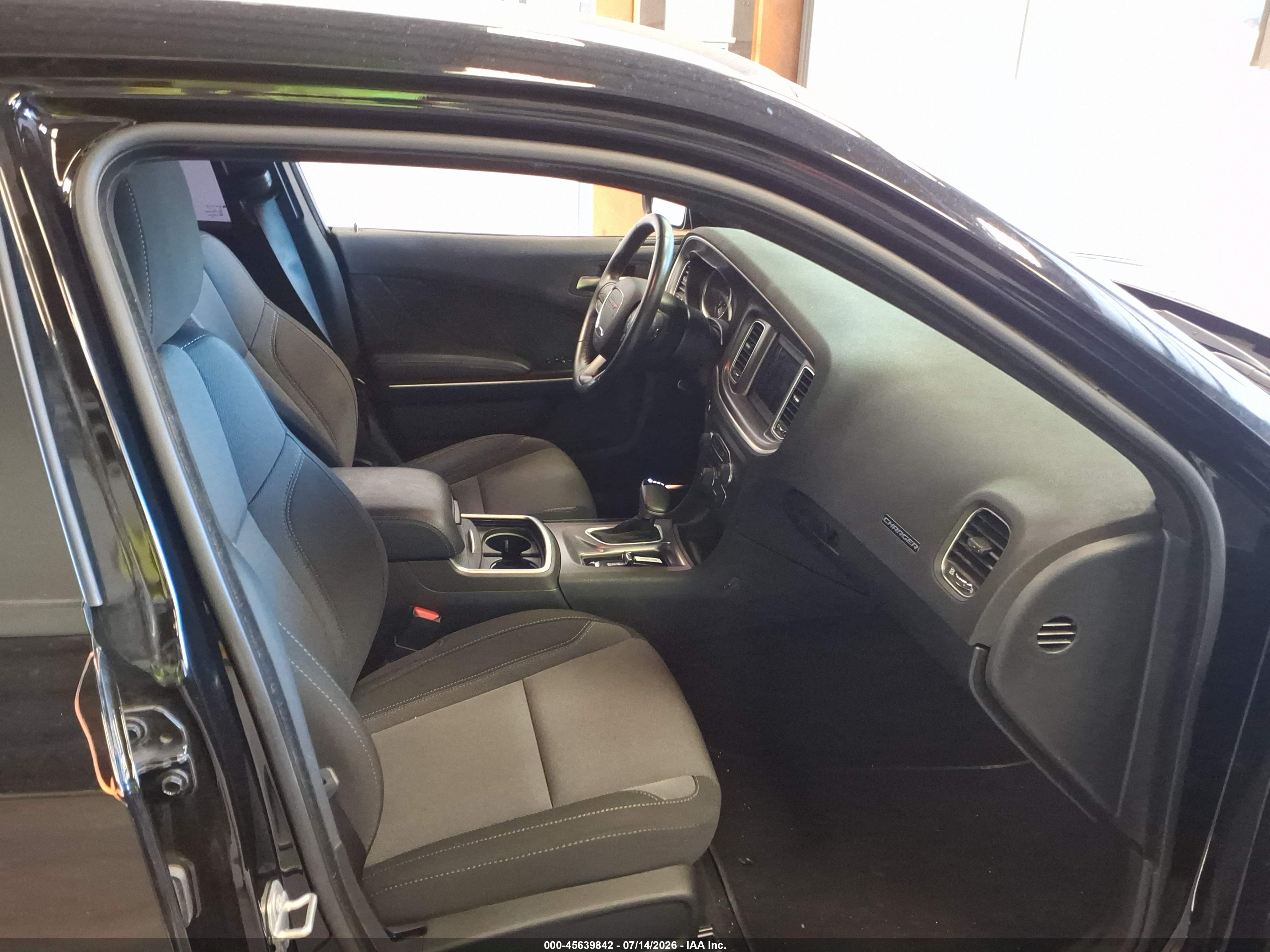 2020 DODGE CHARGER SXT RWD