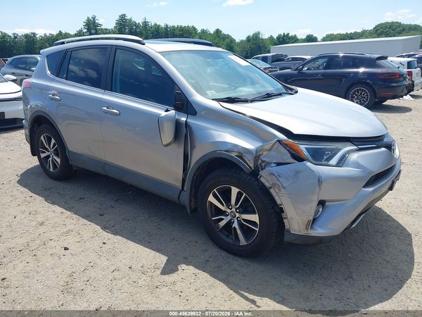 2016 TOYOTA RAV4 XLE