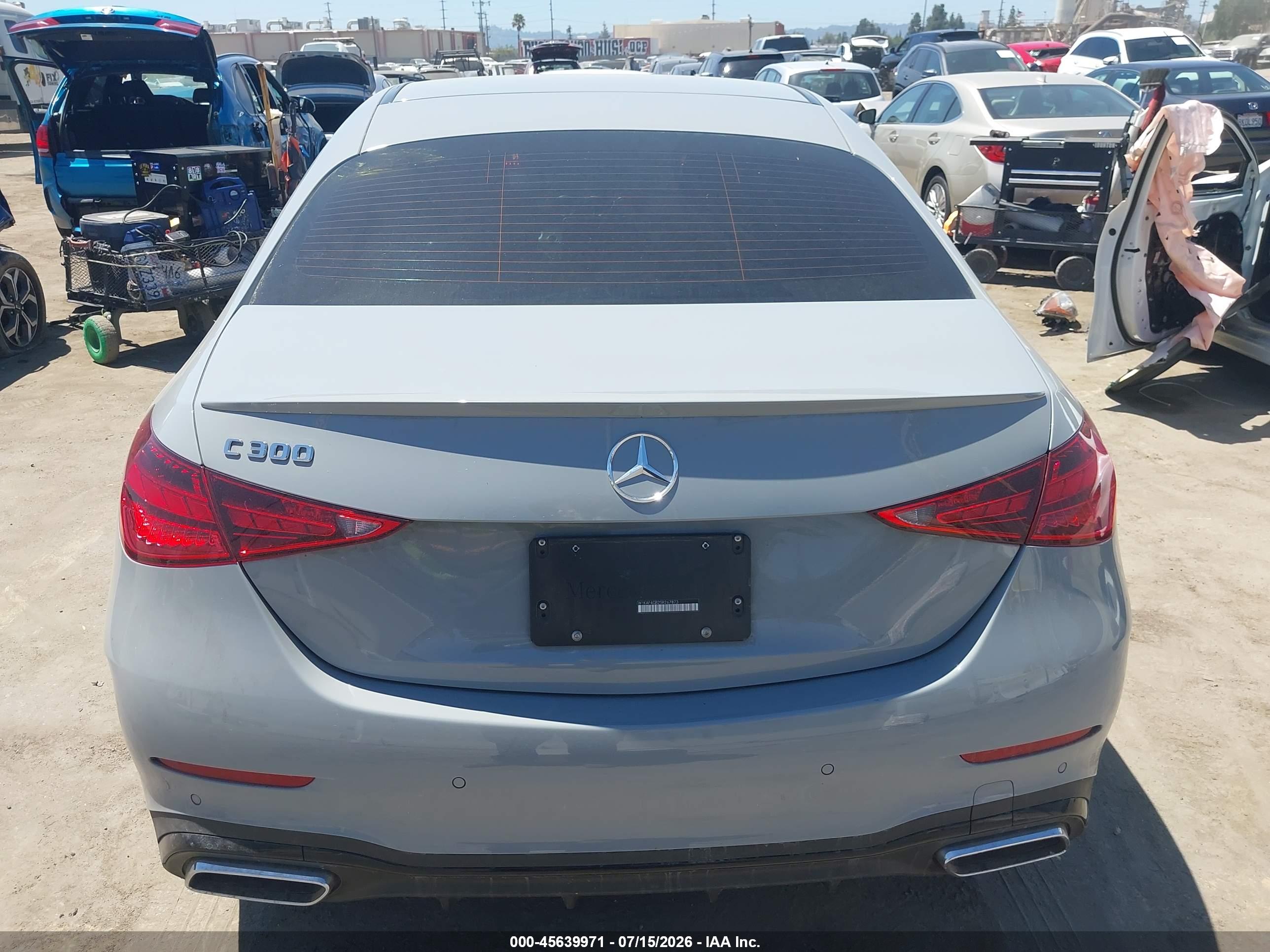 2025 MERCEDES-BENZ C 300 C300