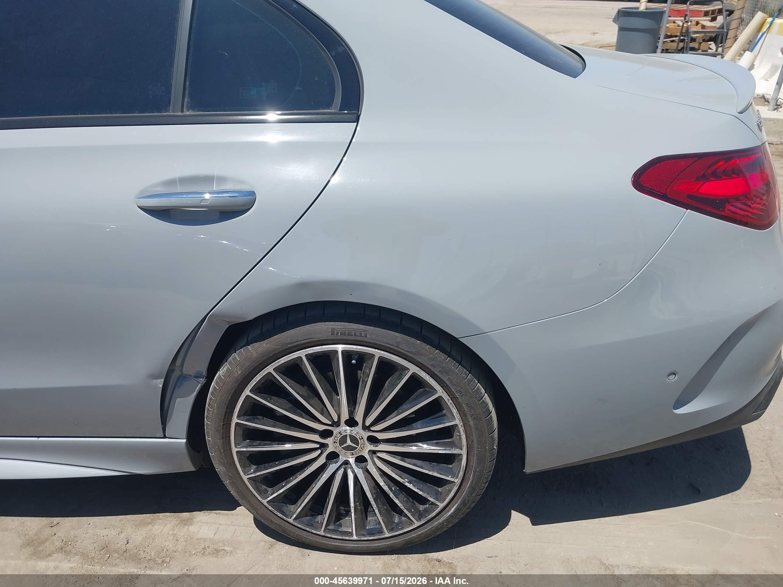 2025 MERCEDES-BENZ C 300 C300