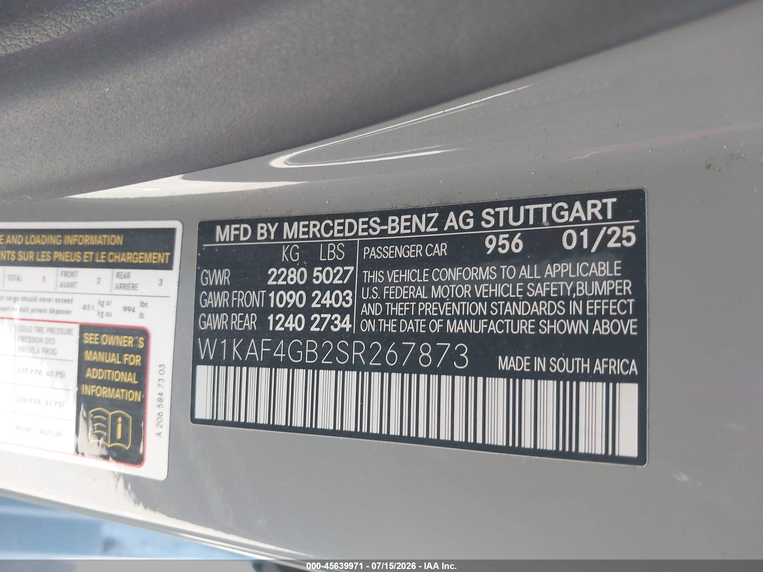 2025 MERCEDES-BENZ C 300 C300