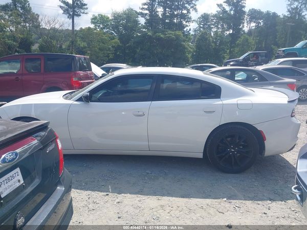 2018 DODGE CHARGER SXT RWD
