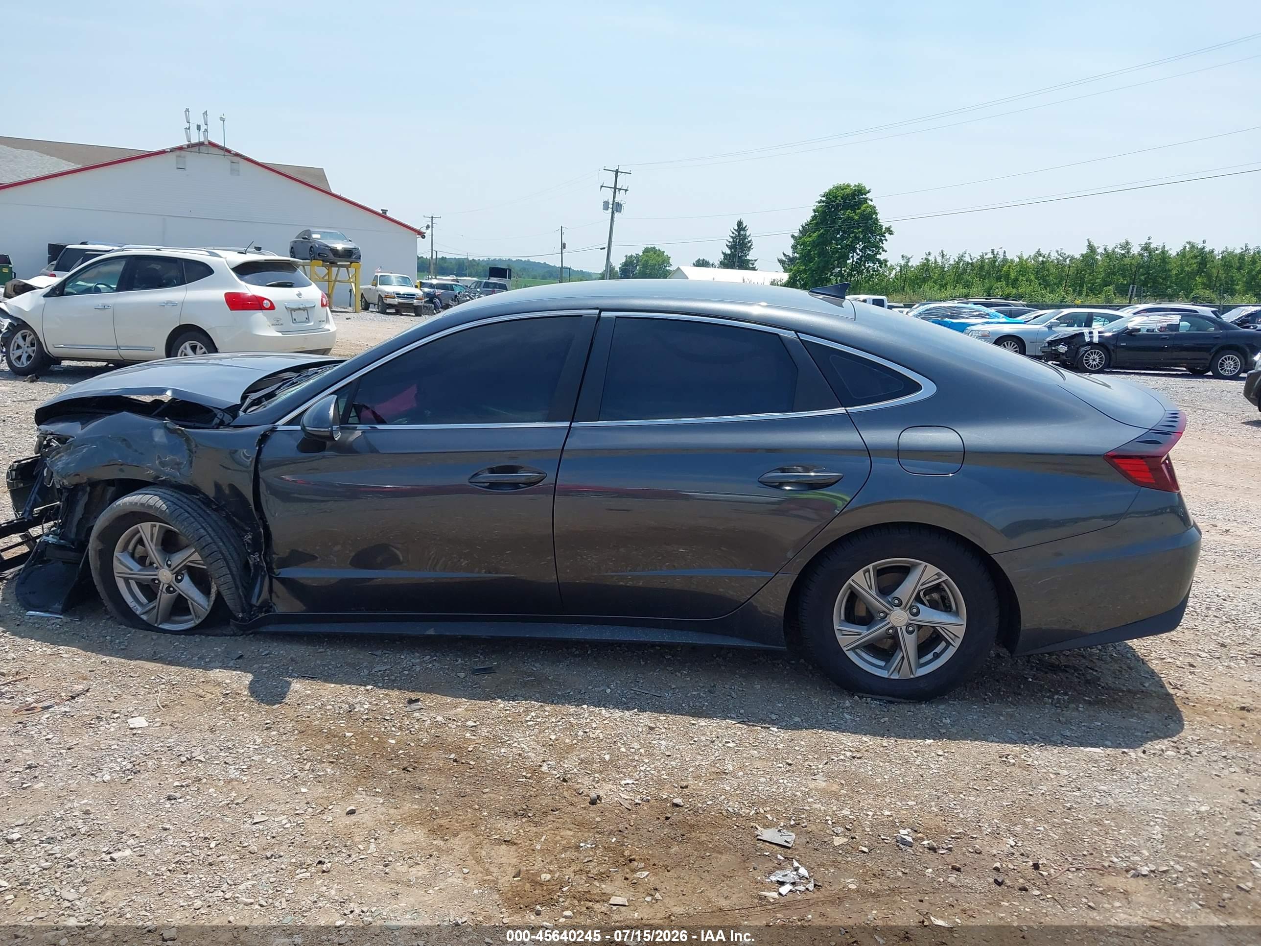 2023 HYUNDAI SONATA SE
