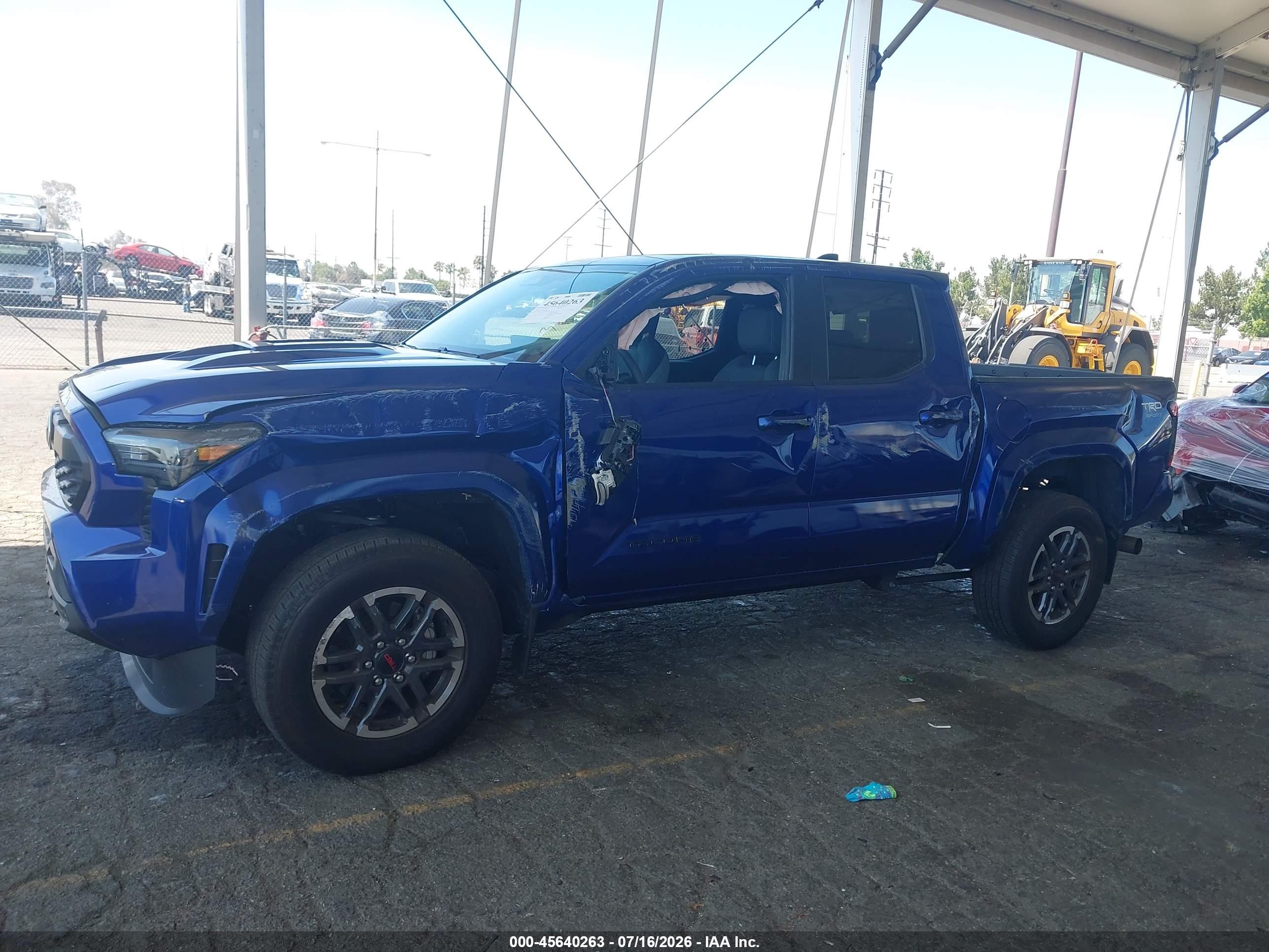 2024 TOYOTA TACOMA TRD SPORT