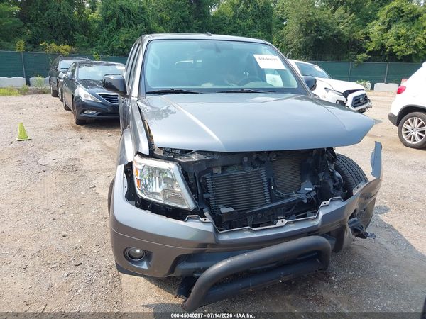 2018 NISSAN FRONTIER SV