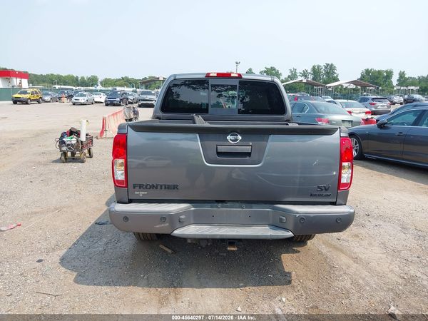 2018 NISSAN FRONTIER SV