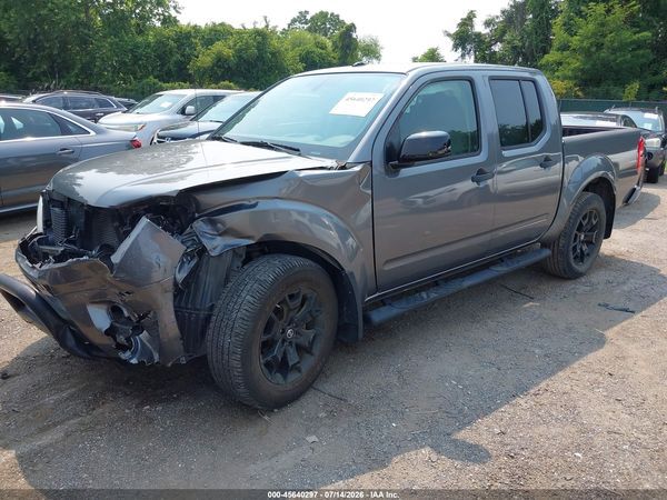 2018 NISSAN FRONTIER SV