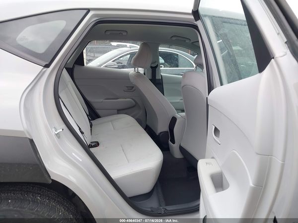 2026 HYUNDAI KONA SE