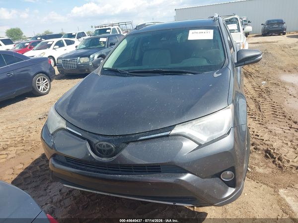 2016 TOYOTA RAV4 XLE
