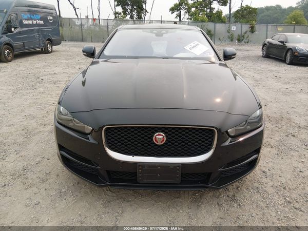 2017 JAGUAR XE 25T PREMIUM
