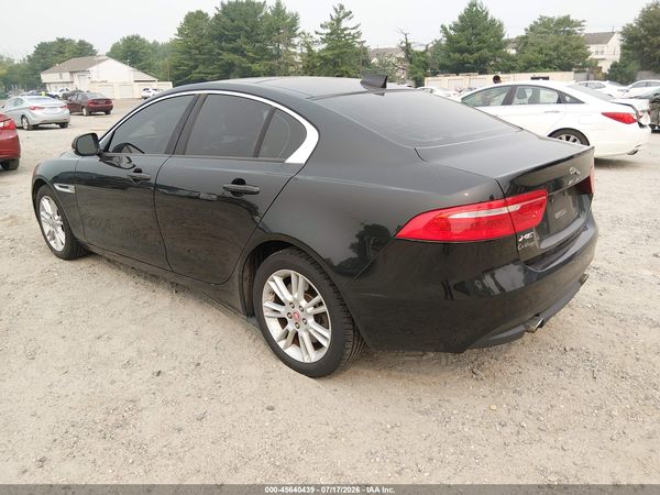 2017 JAGUAR XE 25T PREMIUM