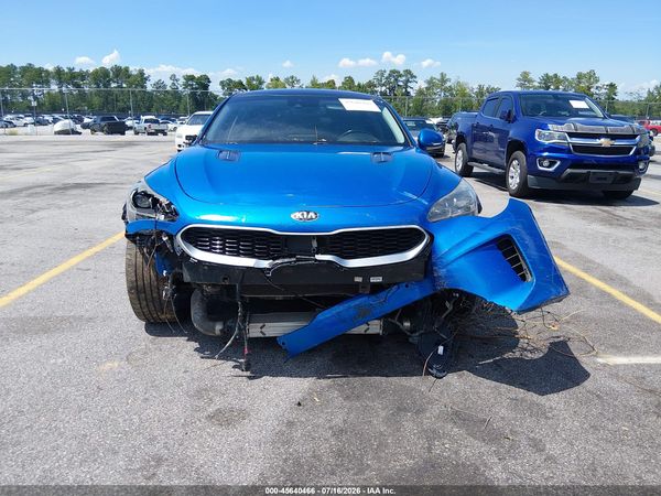 2018 KIA STINGER PREMIUM