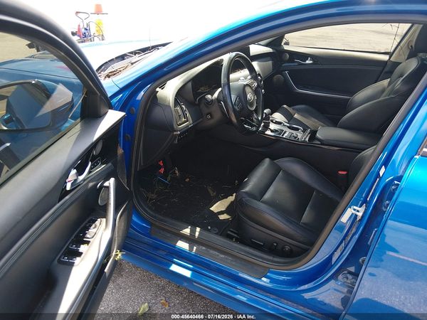 2018 KIA STINGER PREMIUM