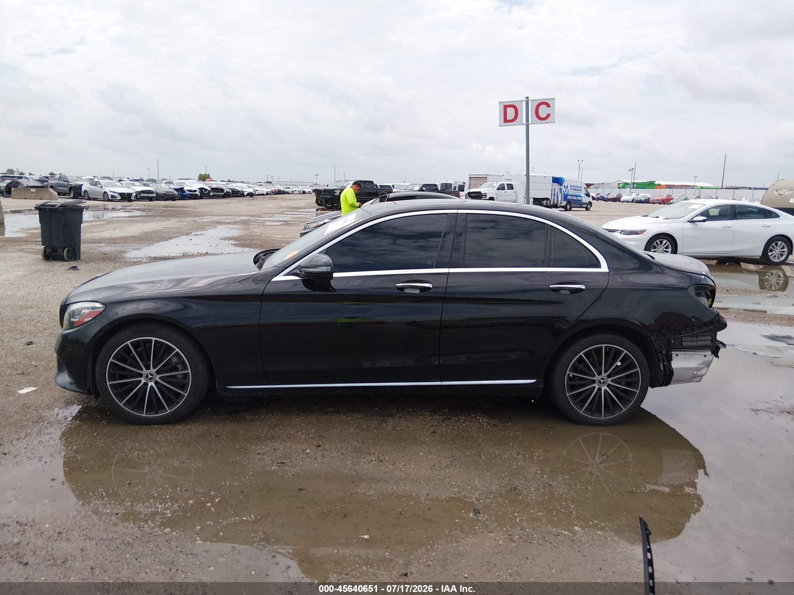 2020 MERCEDES-BENZ C 300 C300