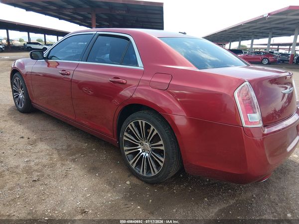 2012 CHRYSLER 300 S V6 — I3