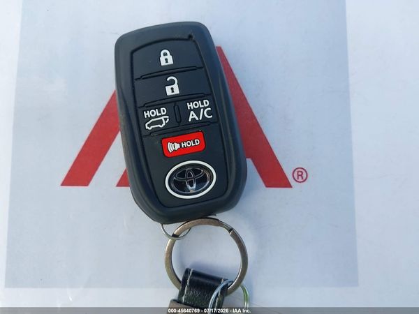 2025 TOYOTA BZ4X XLE