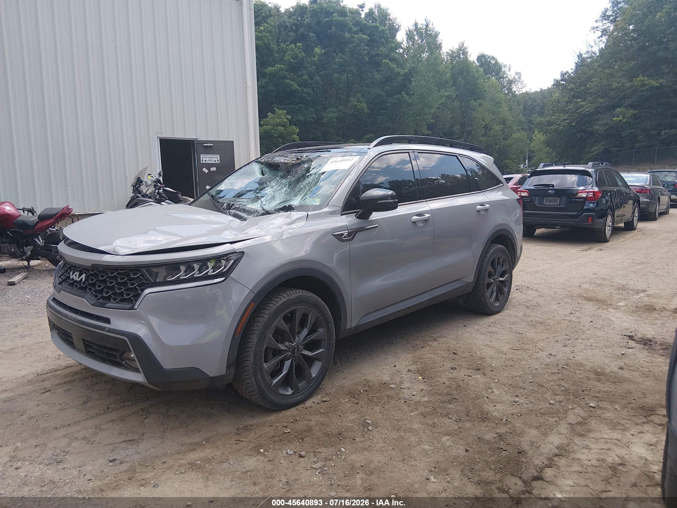 2022 KIA SORENTO X-LINE EX