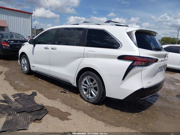 2021 TOYOTA SIENNA LIMITED