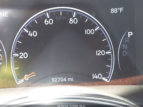 2019 JEEP GRAND CHEROKEE LAREDO E 4X4