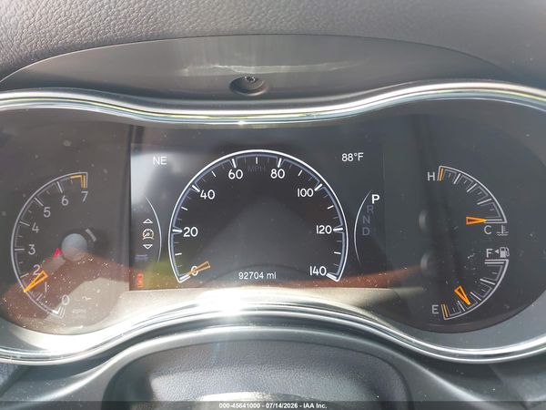 2019 JEEP GRAND CHEROKEE LAREDO E 4X4