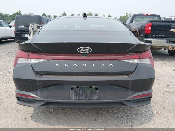 2023 HYUNDAI ELANTRA SE