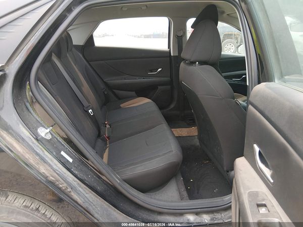 2023 HYUNDAI ELANTRA SE