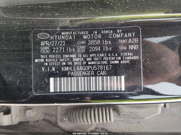 2023 HYUNDAI ELANTRA SE