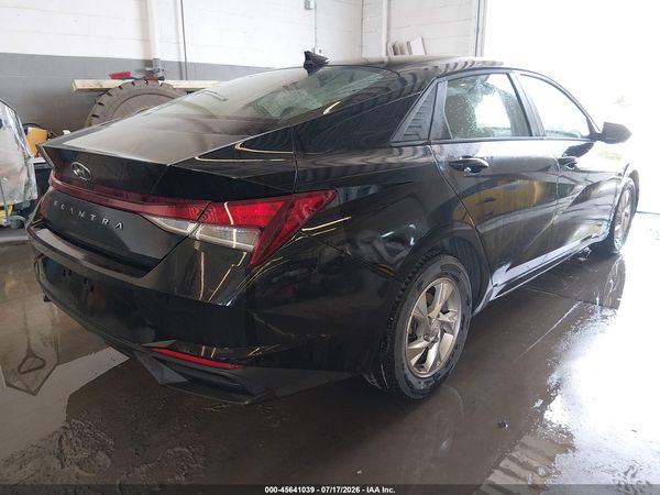 2023 HYUNDAI ELANTRA SE