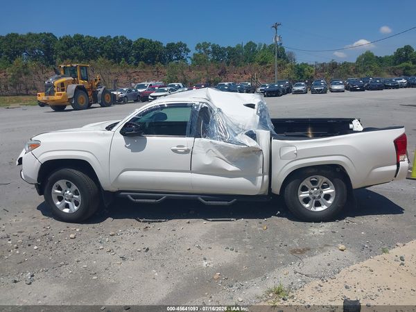 2017 TOYOTA TACOMA SR