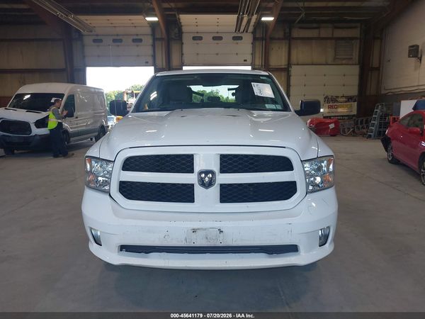 2019 RAM 1500 CLASSIC EXPRESS  4X4 6'4 BOX