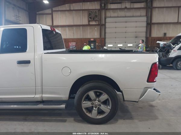 2019 RAM 1500 CLASSIC EXPRESS  4X4 6'4 BOX