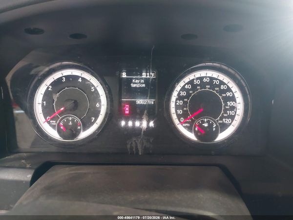 2019 RAM 1500 CLASSIC EXPRESS  4X4 6'4 BOX