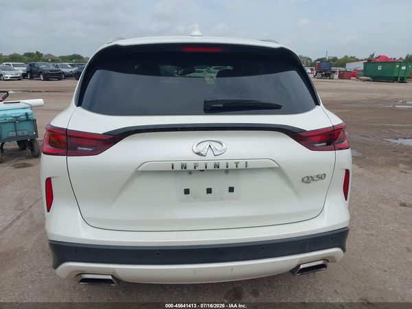 2022 INFINITI QX50 LUXE