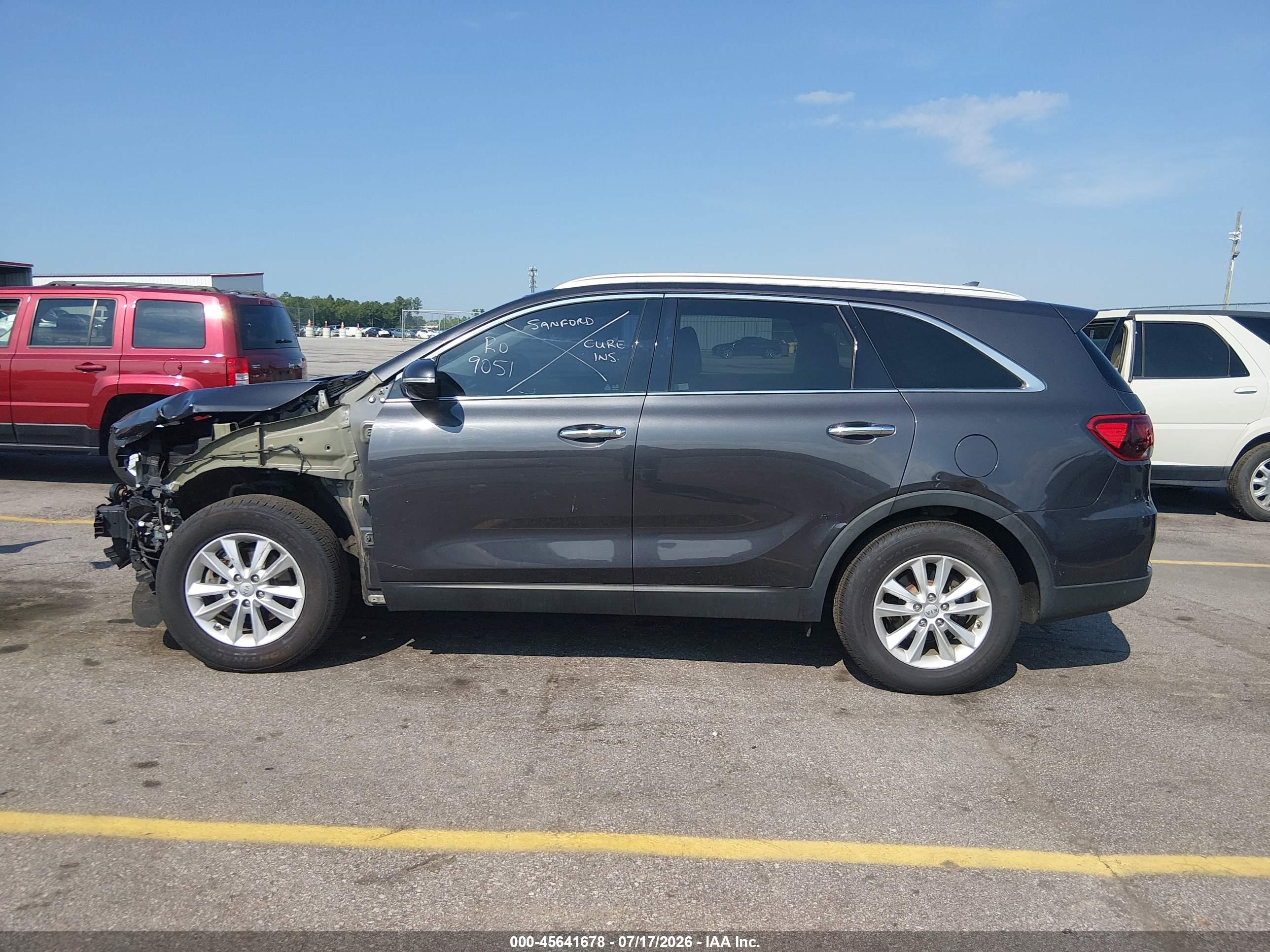 2019 KIA SORENTO 2.4L LX