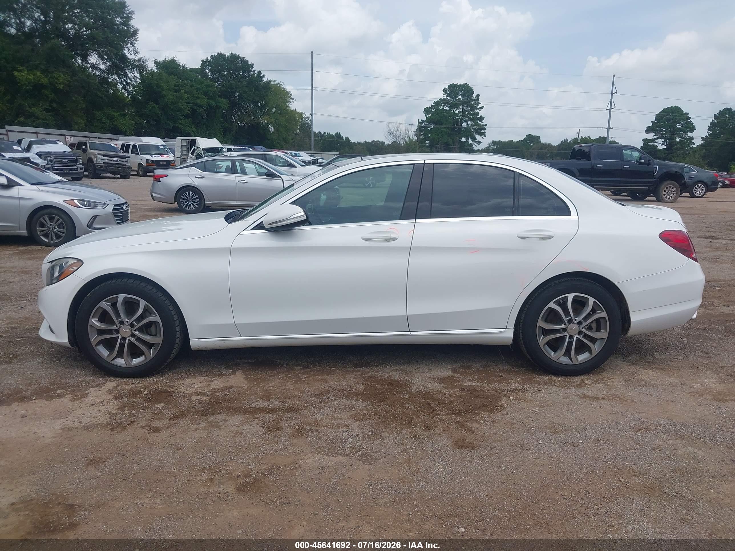 2015 MERCEDES-BENZ C 300 4MATIC