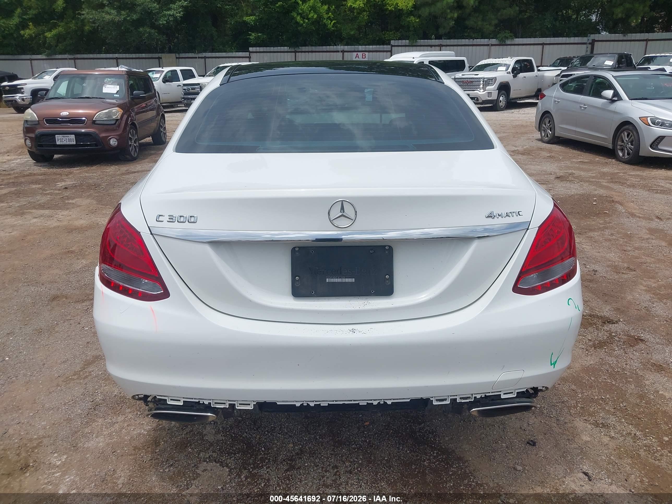 2015 MERCEDES-BENZ C 300 4MATIC