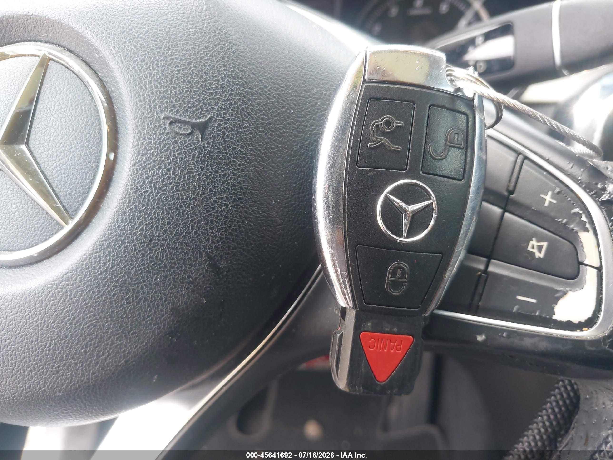 2015 MERCEDES-BENZ C 300 4MATIC