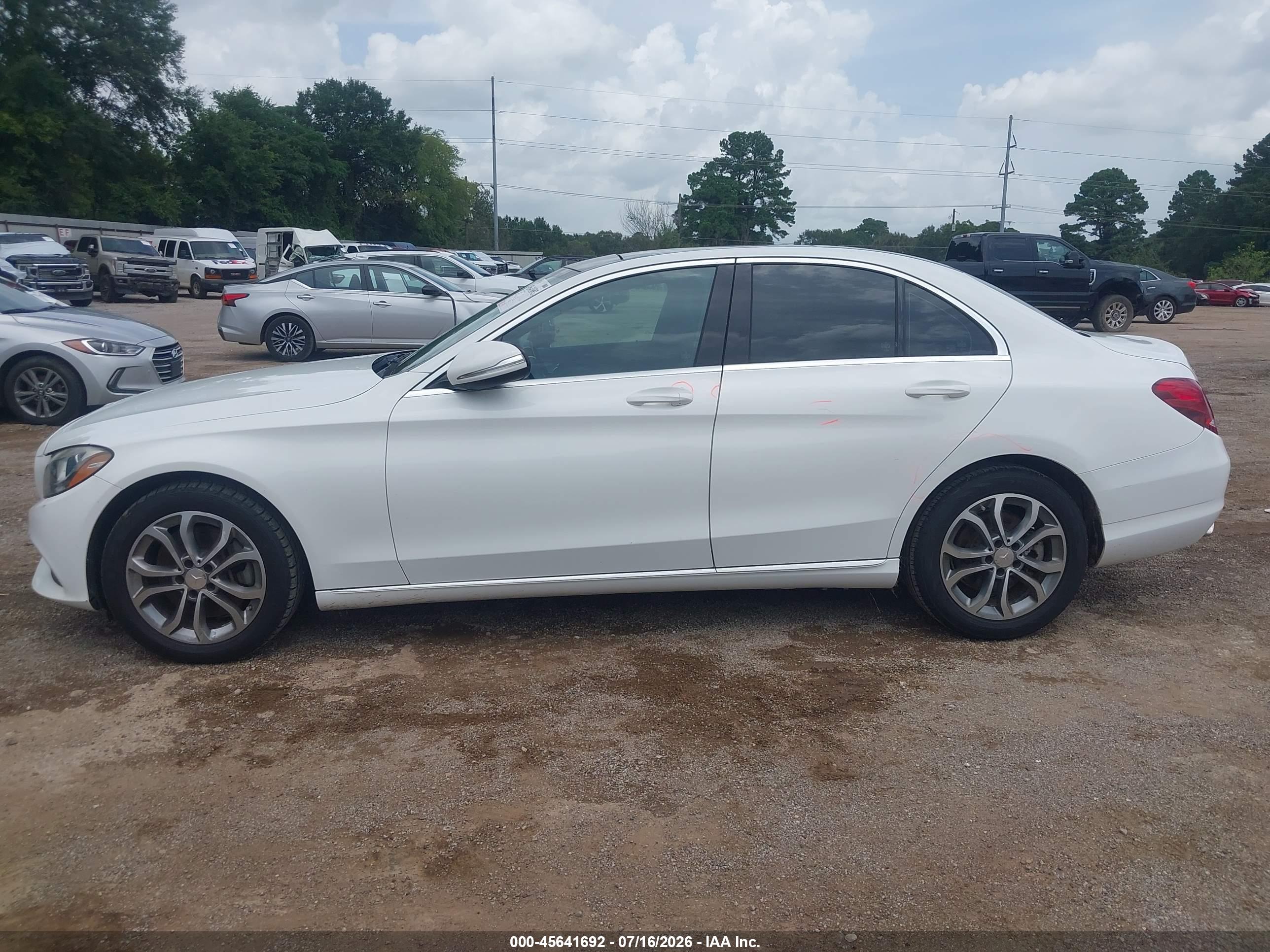 2015 MERCEDES-BENZ C 300 4MATIC