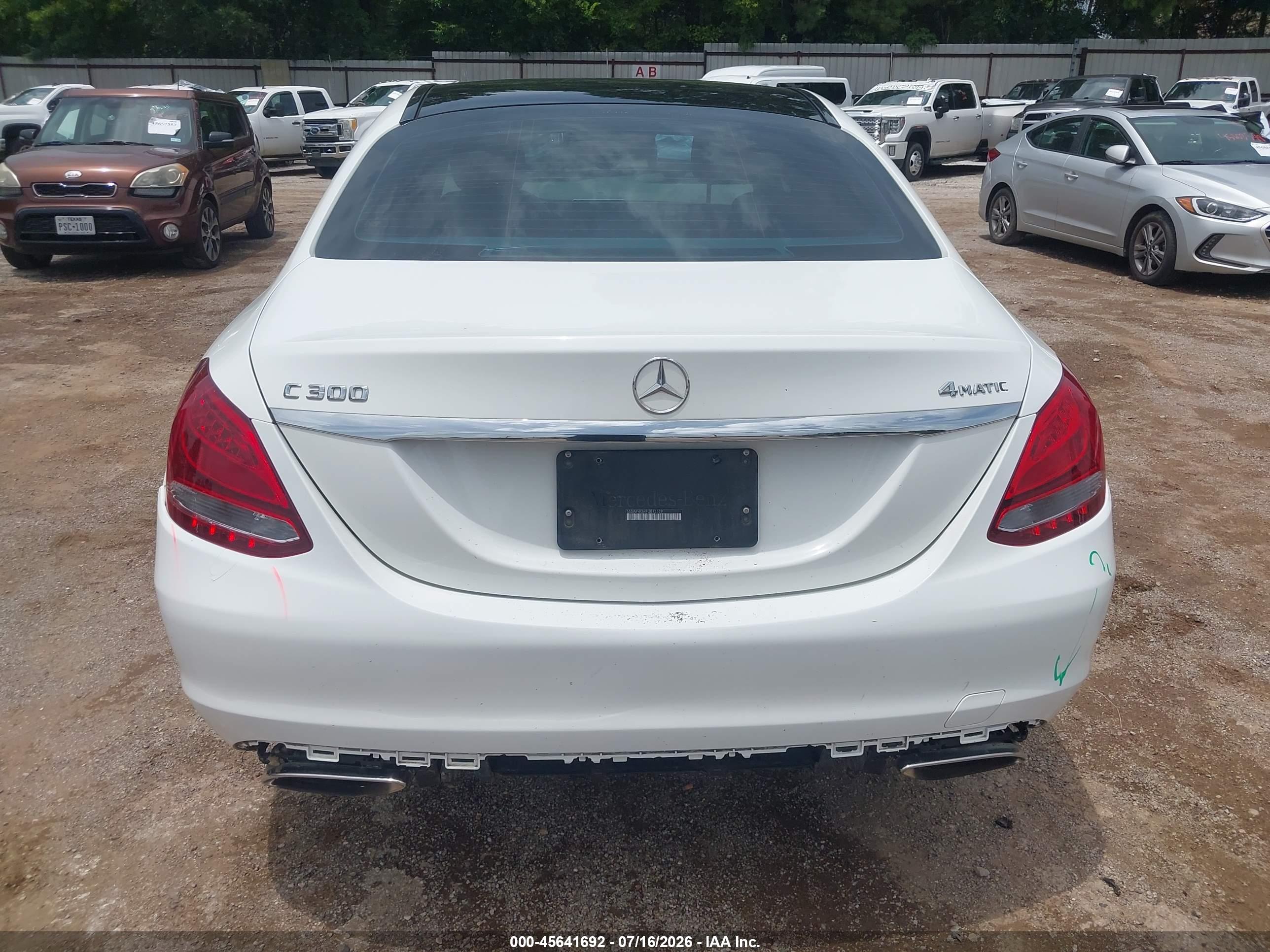 2015 MERCEDES-BENZ C 300 4MATIC