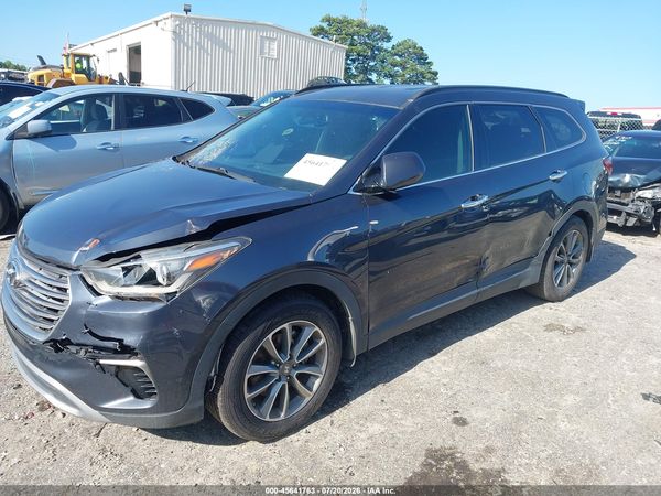 2017 HYUNDAI SANTA FE SE