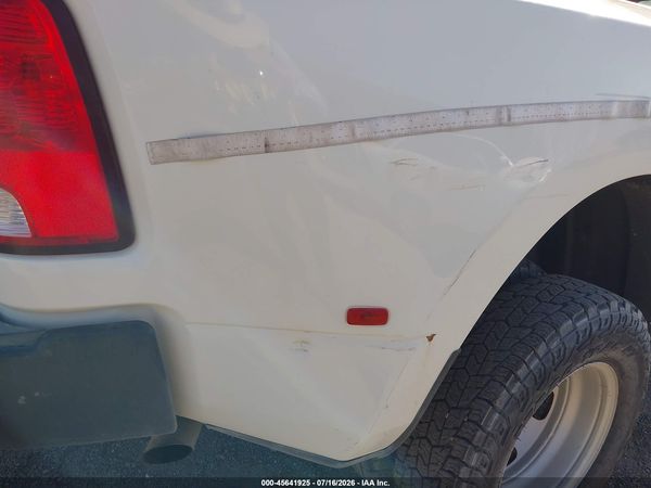 2018 RAM 3500 ST