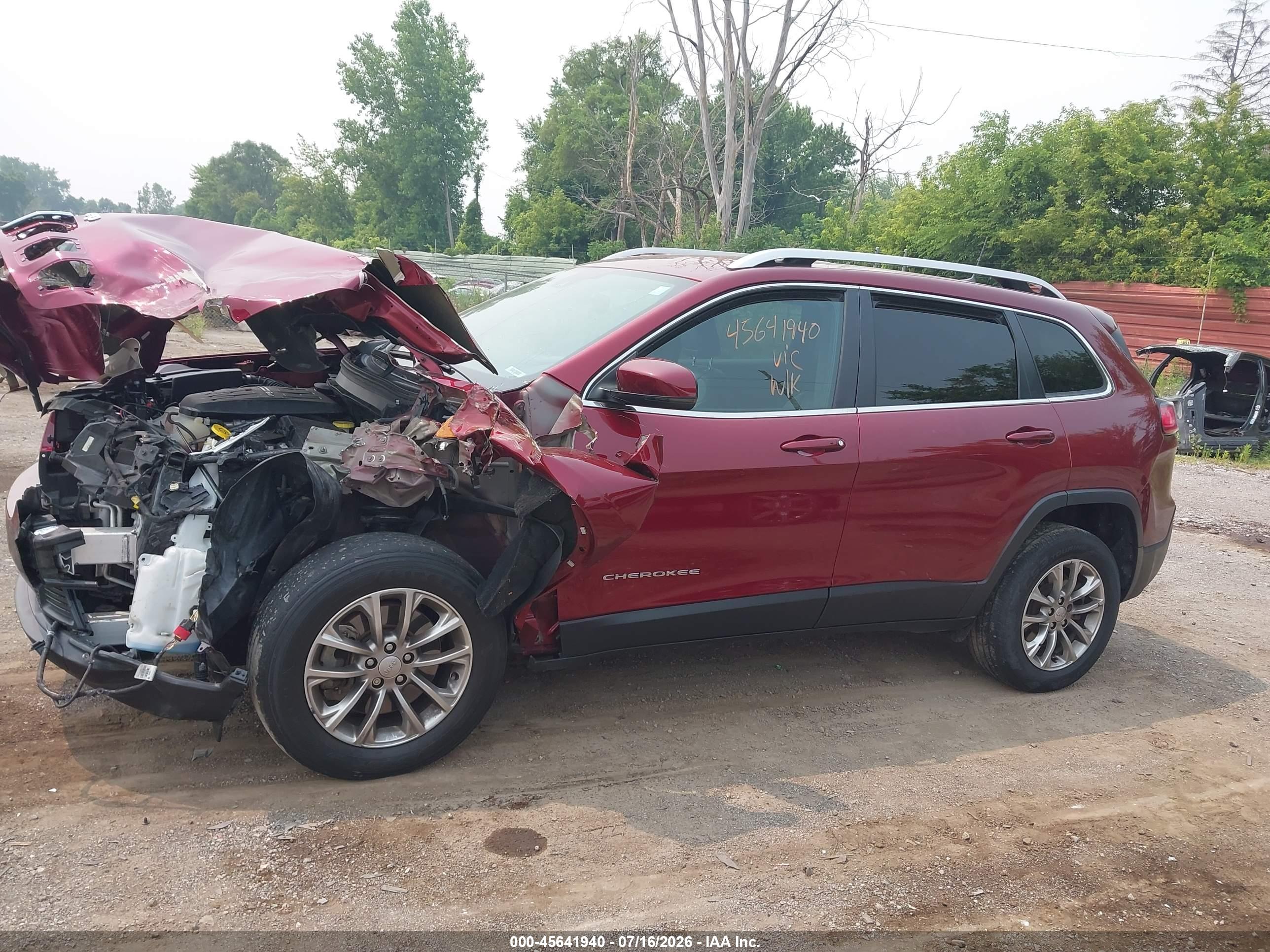 2021 JEEP CHEROKEE LATITUDE LUX 4X4