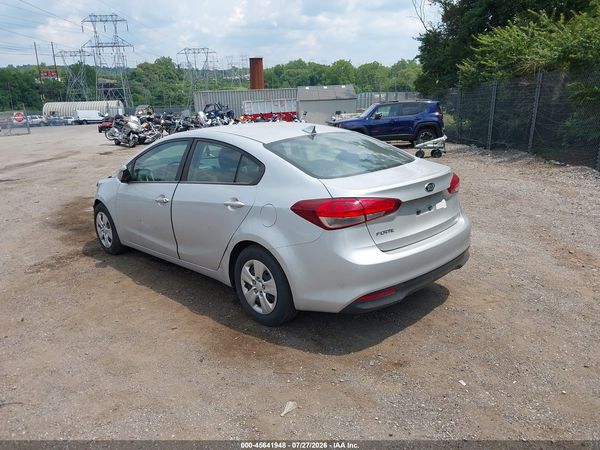 2017 KIA FORTE LX