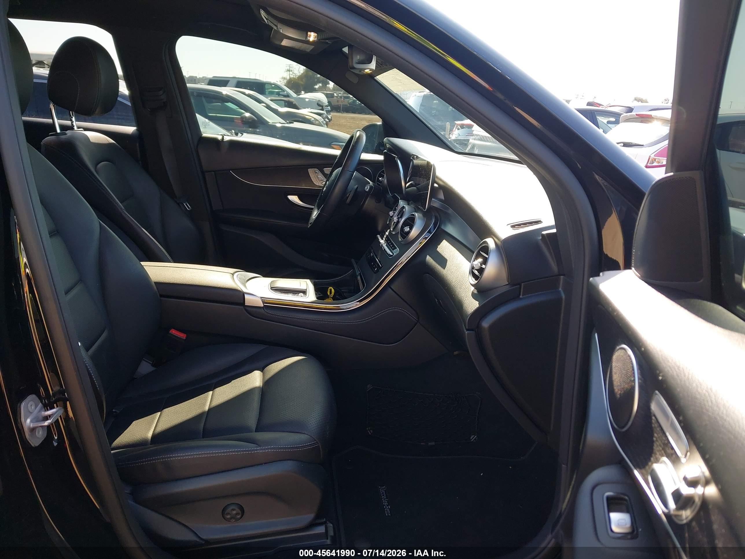 2020 MERCEDES-BENZ GLC 300 GLC300