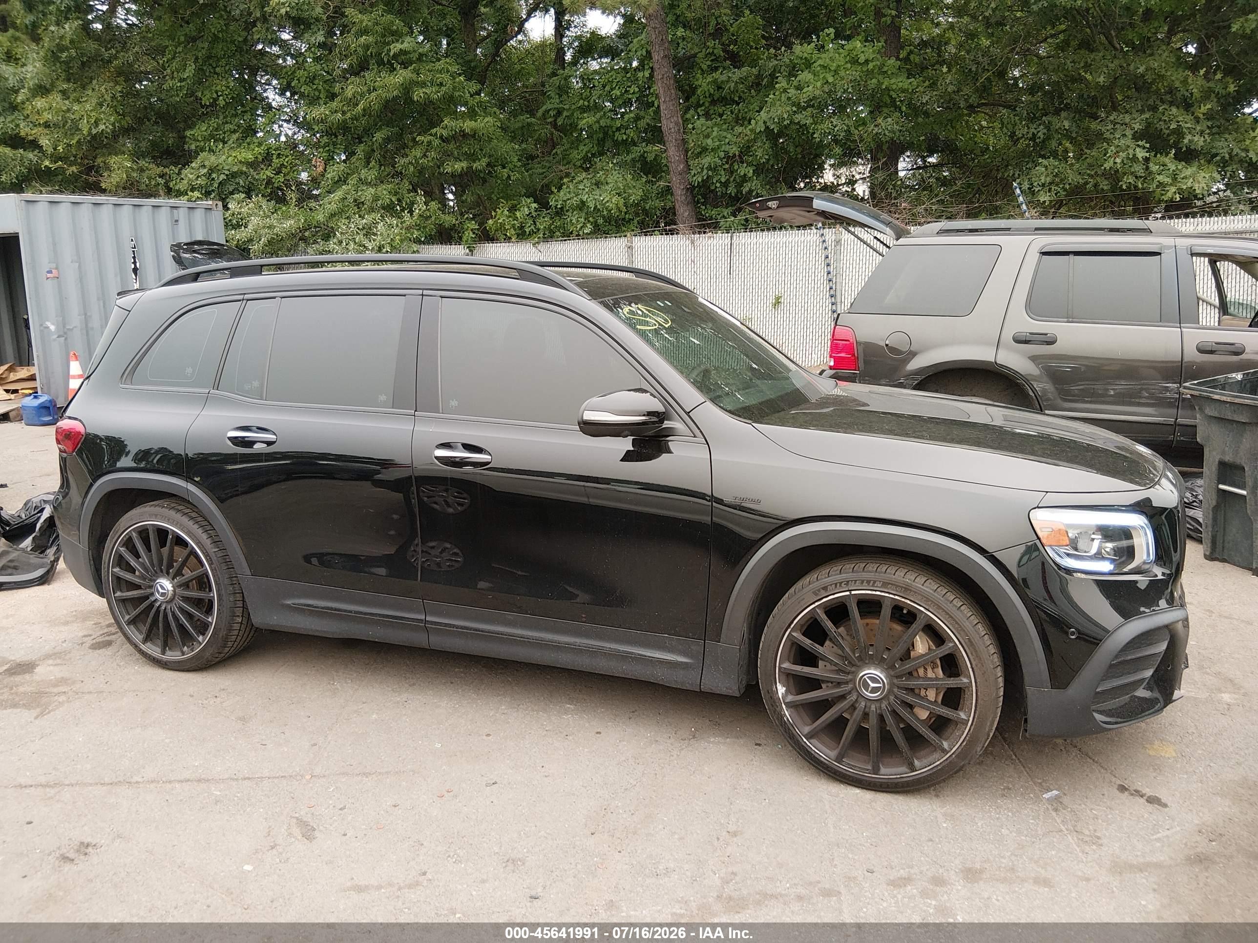 2023 MERCEDES-BENZ AMG GLB 35 4MATIC