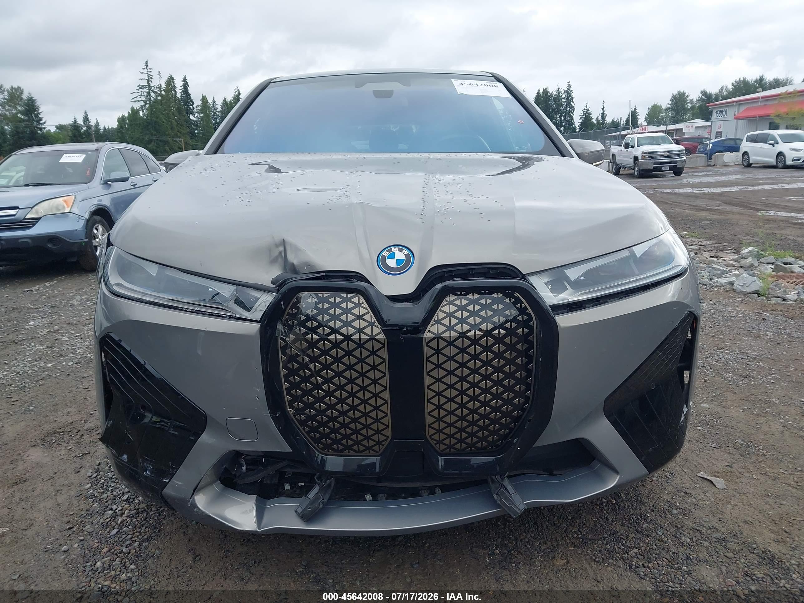 2024 BMW IX M60