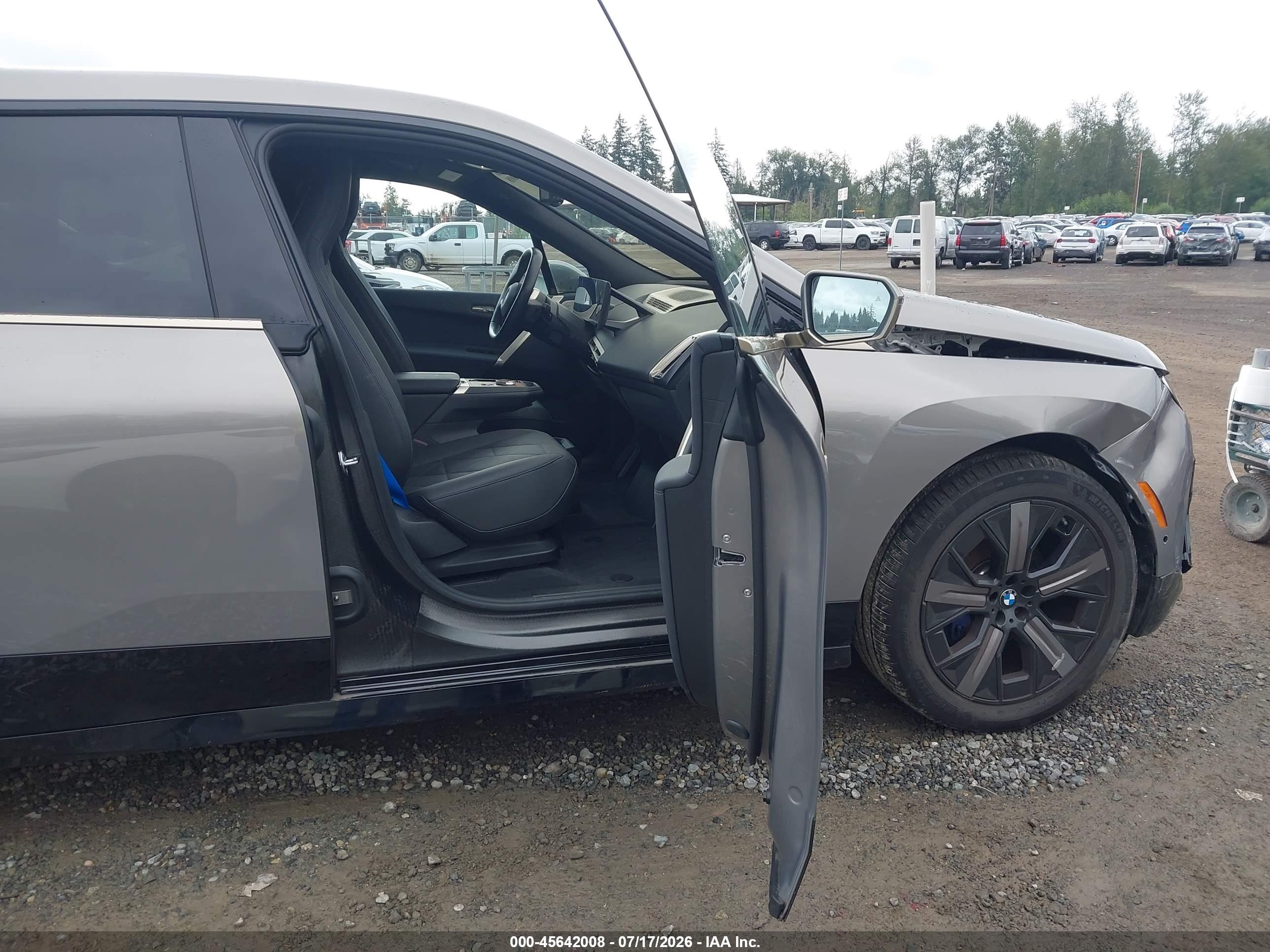 2024 BMW IX M60