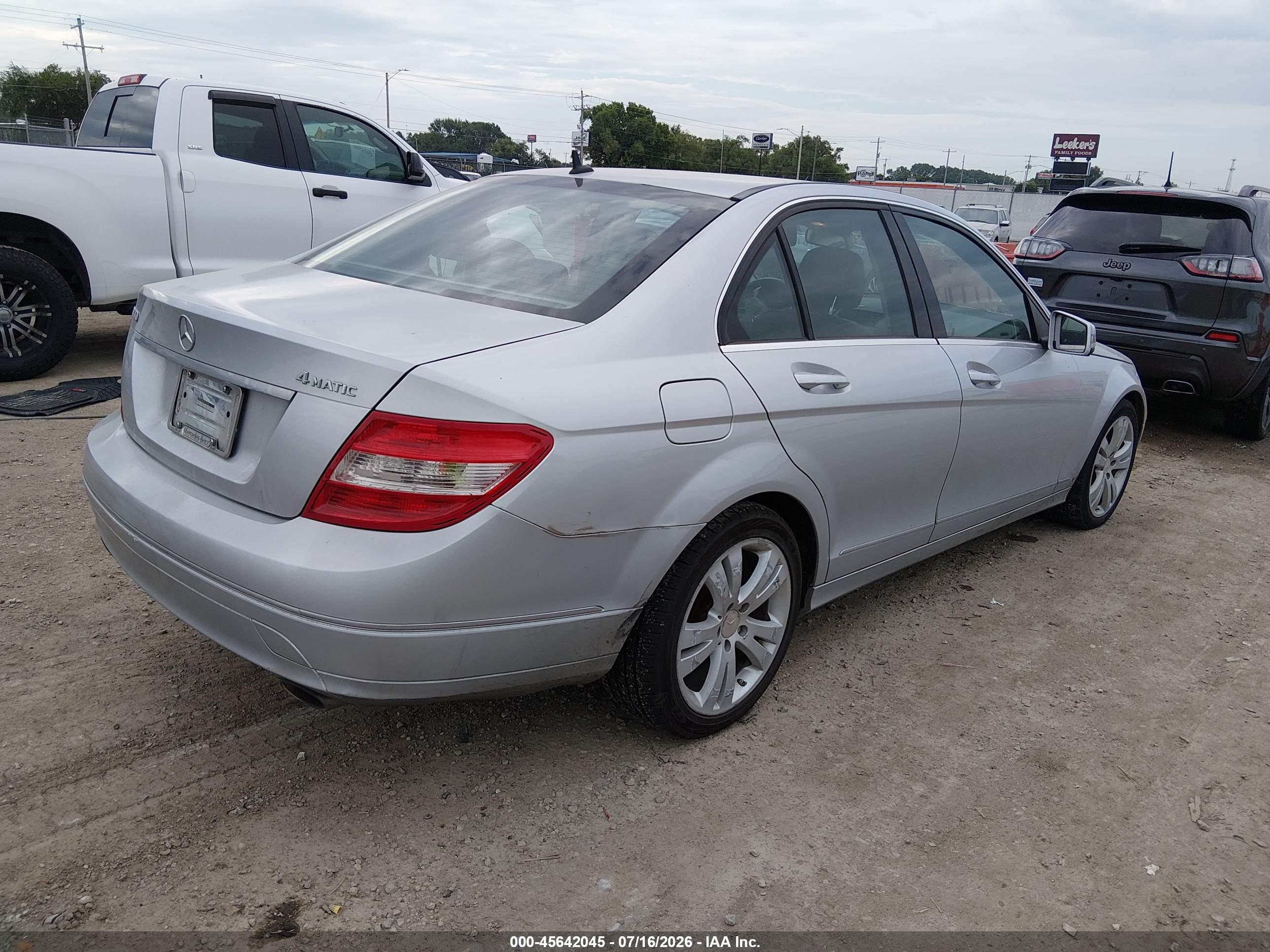 2010 MERCEDES-BENZ C 300 C300 4-MATIC