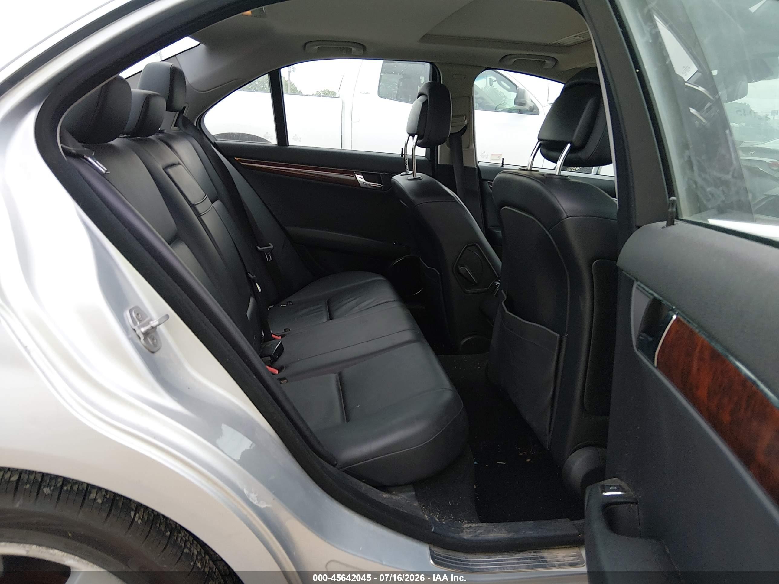 2010 MERCEDES-BENZ C 300 C300 4-MATIC