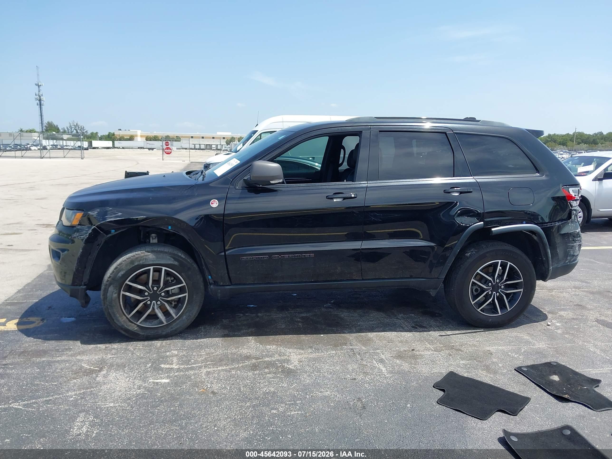 2021 JEEP GRAND CHEROKEE TRAILHAWK 4X4